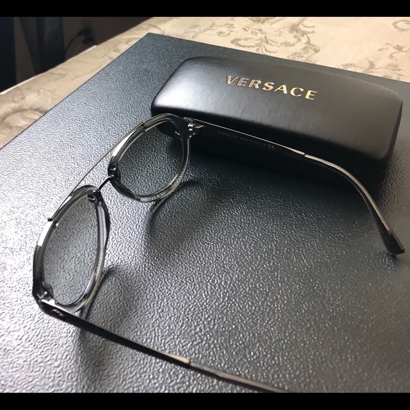 Nice Versace shades - Picture 4 of 4